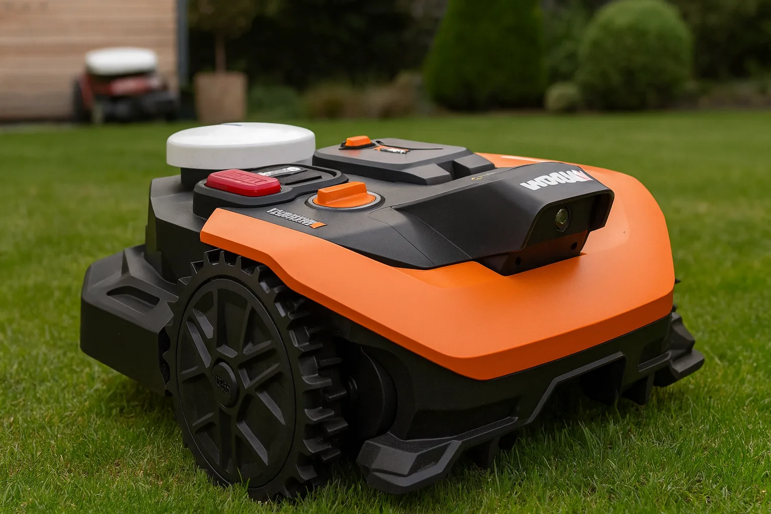 WORX Robot Tondeuse Vision — Déballage et prise en main du WORX Robot Tondeuse Vision